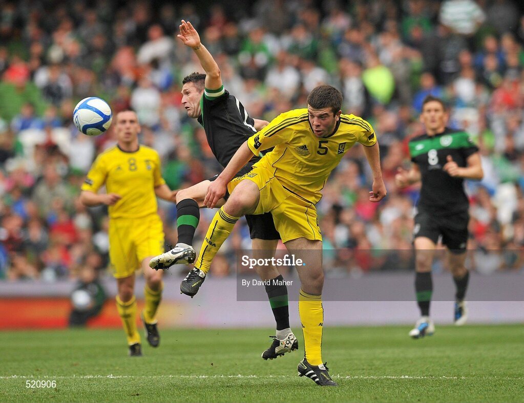 29 May 2011; Robbie Keane, Republic of Ireland, in action against Grant Hanley, Scotland. Carling Four Nations Tournament, Republic of Ireland v Scotland, Aviva Stadium, Lansdowne Road, Dublin. Picture credit: David Maher / SPORTSFILE