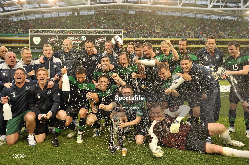 29 May 2011; Republic of Ireland players celebrate with the trophy after the game. Carling Four Nations Tournament, Republic of Ireland v Scotland, Aviva Stadium, Lansdowne Road, Dublin. Picture credit: David Maher / SPORTSFILE