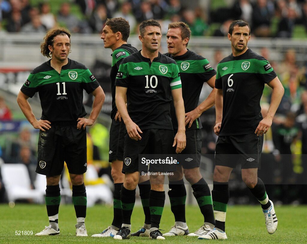 29 May 2011; Republic of Ireland captain Robbie Keane, centre, with team-mates, from left, Stephen Hunt, Keith Andrews, Liam Lawrence, and Keith Fahey. Carling Four Nations Tournament, Republic of Ireland v Scotland, Aviva Stadium, Lansdowne Road, Dublin. Picture credit: Brian Lawless / SPORTSFILE