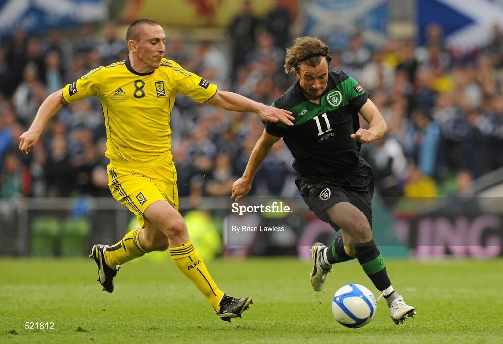 29 May 2011; Stephen Hunt, Republic of Ireland, in action against Scott Brown, Scotland. Carling Four Nations Tournament, Republic of Ireland v Scotland, Aviva Stadium, Lansdowne Road, Dublin. Picture credit: Brian Lawless / SPORTSFILE