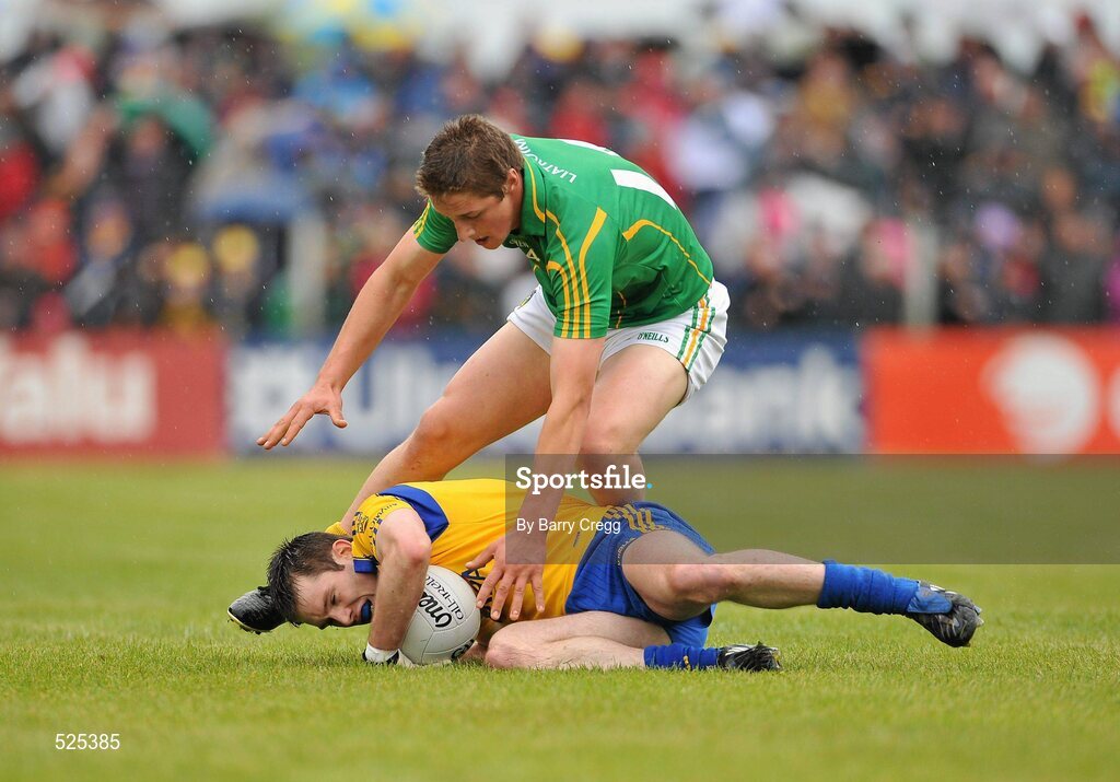 12 June 2011; Niall Carty, Roscommon, in action against Conor Beirne, Leitrim. Connacht GAA Football Senior Championship Semi-Final, Leitrim v Roscommon, Páirc Seán Mac Diarmada, Carrick-on-Shannon, Co. Leitrim. Picture credit: Barry Cregg / SPORTSFILE
