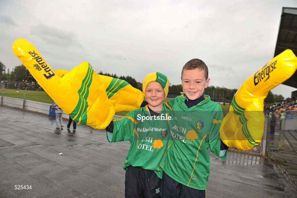 12 June 2011; Ethan Bohan, left, age 7 and his brother Oisin, age 9, from Carrick on Shannon, Co. Leitrim, before the start of the game. Connacht GAA Football Senior Championship Semi-Final, Leitrim v Roscommon, Páirc Seán Mac Diarmada, Carrick-on-Shannon, Co. Leitrim. Picture credit: David Maher / SPORTSFILE