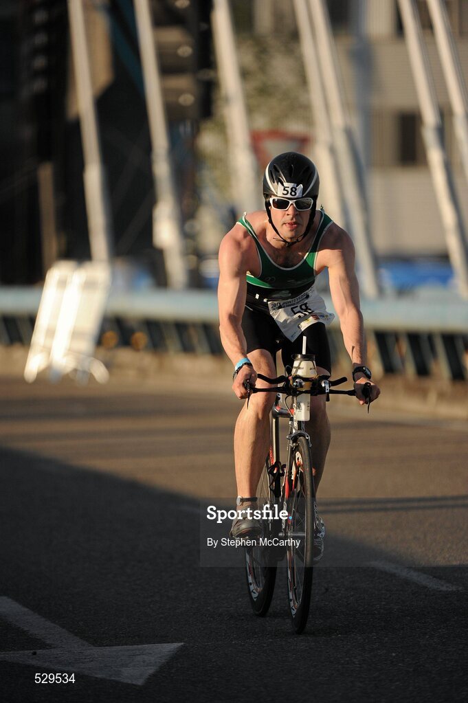 25 June 2011; Ireland's Mark Horan, from Balinteer, Dublin, on his way to winning the 30-34 Male Age Group Sprint event, with a time of 01:04:16, at the 2011 Pontevedra ETU Triathlon European Championships. Pontevedra, Spain. Picture credit: Stephen McCarthy / SPORTSFILE