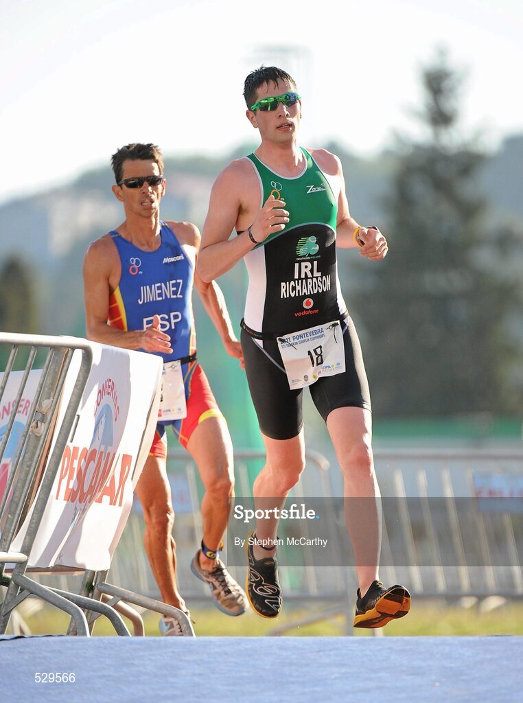 25 June 2011; Ireland's Ian Richardson, from Higginstown, Slane, Co. Meath, on his way to taking 5th position in the 20-24 Male Age Group Sprint event, with a time of 01:09:07, at the 2011 Pontevedra ETU Triathlon European Championships. Pontevedra, Spain. Picture credit: Stephen McCarthy / SPORTSFILE