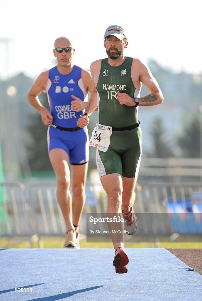 25 June 2011; Ireland's Robert Hammond, from Dorset, on his way to 21st position in the 40-44 Male Age Group Sprint event, in a time of 01:13:51, at the 2011 Pontevedra ETU Triathlon European Championships. Pontevedra, Spain. Picture credit: Stephen McCarthy / SPORTSFILE