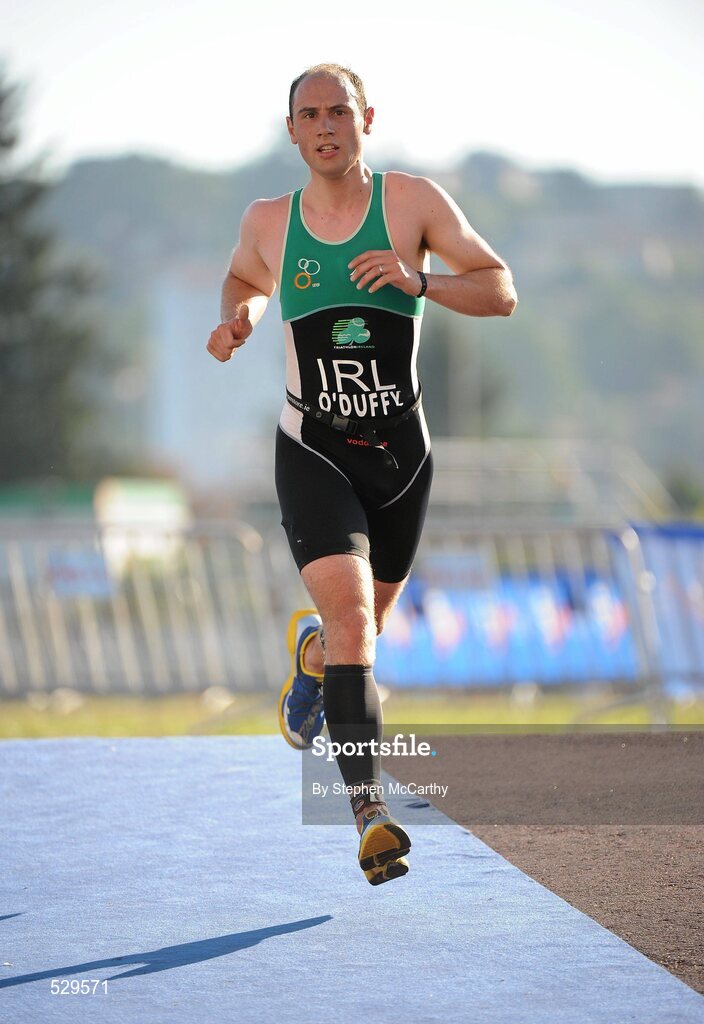 25 June 2011; Ireland's Mark O'Duffy, from Westport, Co. Mayo, on his way to 5th position in the 25-29 Male Age Group Sprint event, with a time of 01:06:19, at the 2011 Pontevedra ETU Triathlon European Championships. Pontevedra, Spain. Picture credit: Stephen McCarthy / SPORTSFILE