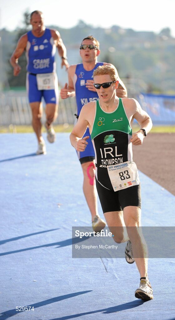 25 June 2011; Ireland's Victor Thompson, from London, on his way to 11th position in the 35-39 Male Age Group Sprint event, in a time of 01:10:30, at the 2011 Pontevedra ETU Triathlon European Championships. Pontevedra, Spain. Picture credit: Stephen McCarthy / SPORTSFILE