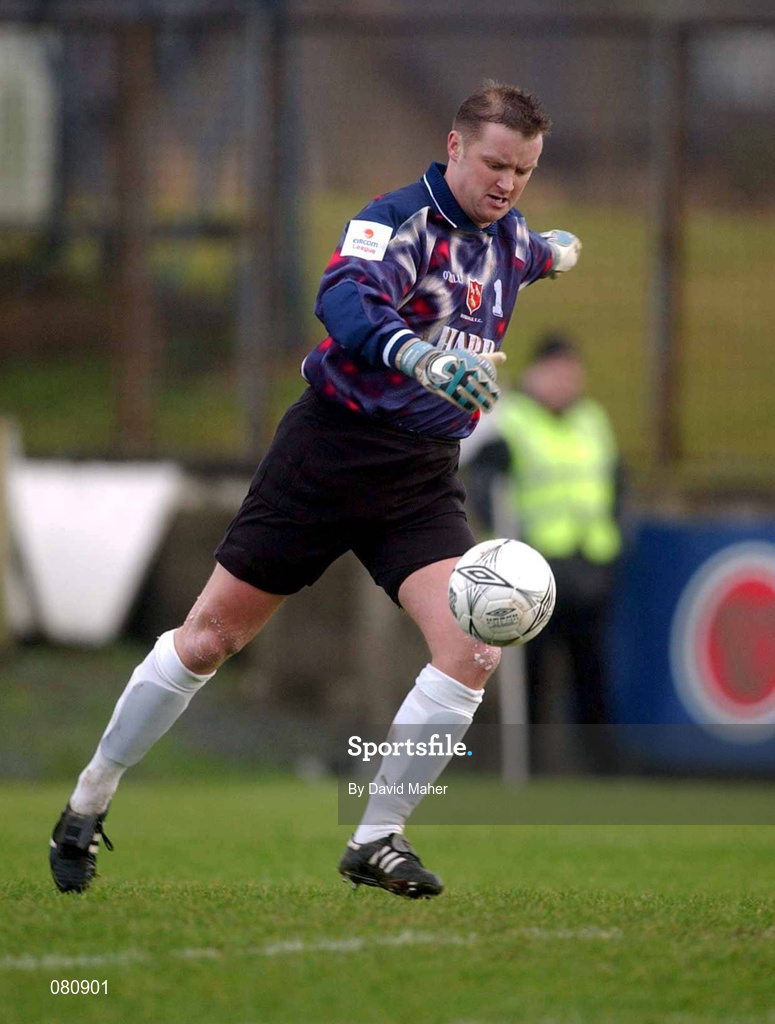 27 January 2002; John Connolly of Dundalk during the eircom League Premier Division match between Dundalk and Shelbourne at Oriel Park in Dundalk, Louth. Photo by David Maher/Sportsfile