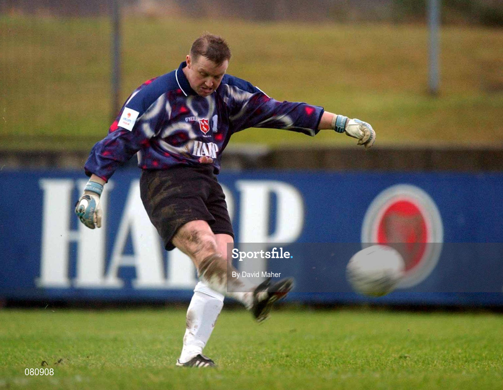27 January 2002; John Connolly of Dundalk during the eircom League Premier Division match between Dundalk and Shelbourne at Oriel Park in Dundalk, Louth. Photo by David Maher/Sportsfile