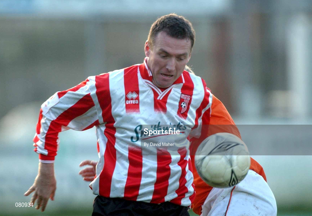 20 January 2002; Liam Coyle of Derry City during the FAI Carlsberg Cup match between Derry City and St Kevin's Boys at The Brandywell Stadium in Derry.
