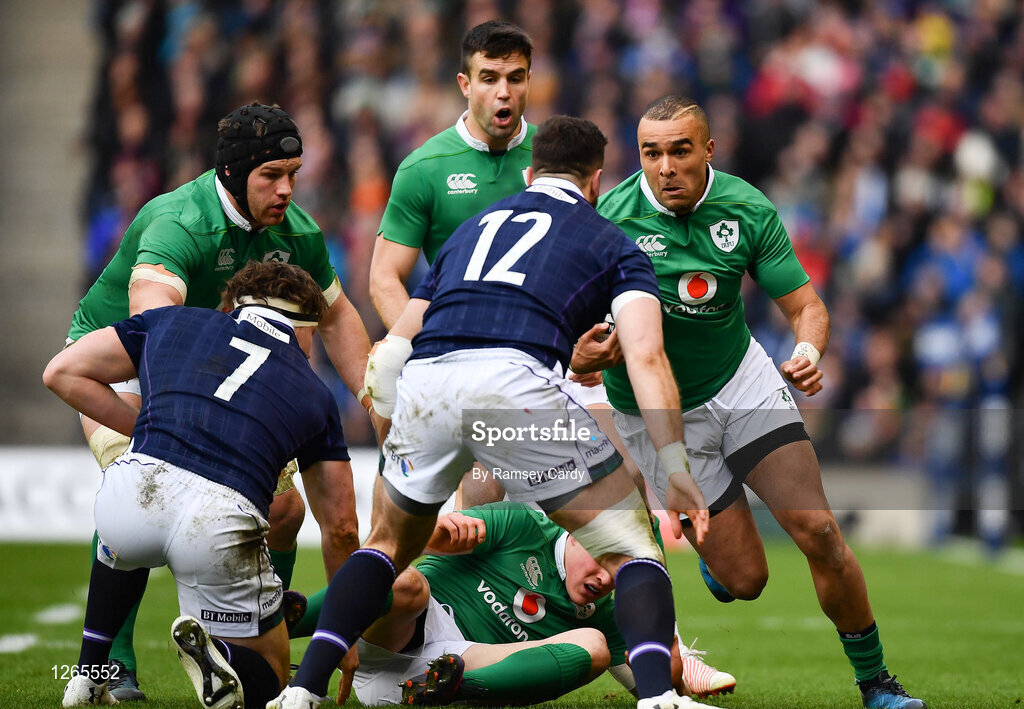 4 February 2017; Simon Zebo of Ireland makes a break during the RBS Six Nations Rugby Championship match between Scotland and Ireland at BT Murrayfield Stadium in Edinburgh, Scotland. Photo by Ramsey Cardy/Sportsfile