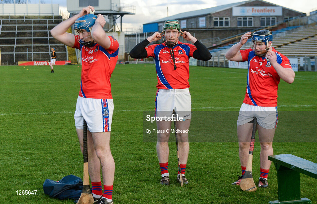 4 February 2017; St Thomas' players, from left, Conor Cooney, Shane Cooney and Bernard Burke adjust their helmets prior to the AIB GAA Hurling All-Ireland Senior Club Championship Semi-Final match between St Thomas' and Ballyea at Semple Stadium in Thurles, Co Tipperary. Photo by Piaras Ó Mídheach/Sportsfile