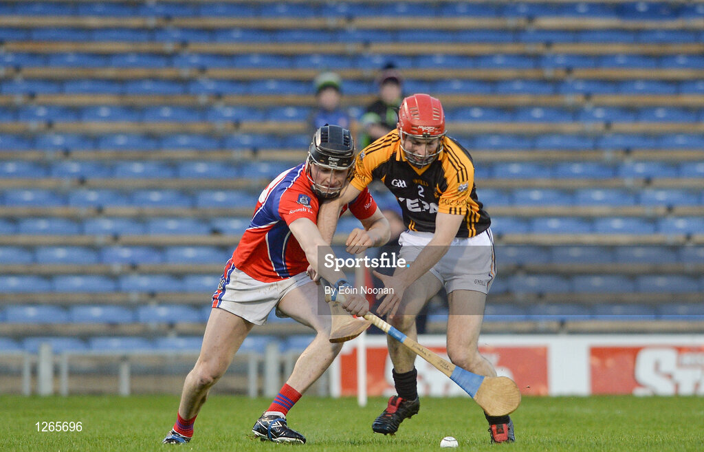 4 February 2017; Brendan Farrell of St Thomas' in action against Joe Neylon of Ballyea during the AIB GAA Hurling All-Ireland Senior Club Championship Semi-Final match between St Thomas' and Ballyea at Semple Stadium in Thurles, Co Tipperary. Photo by Eóin Noonan/Sportsfile