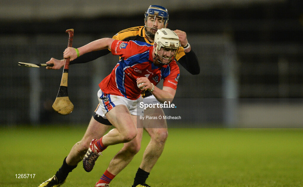 4 February 2017; Éanna Burke of St Thomas' in action against James Murphy of Ballyea during the AIB GAA Hurling All-Ireland Senior Club Championship Semi-Final match between St Thomas' and Ballyea at Semple Stadium in Thurles, Co Tipperary. Photo by Piaras Ó Mídheach/Sportsfile