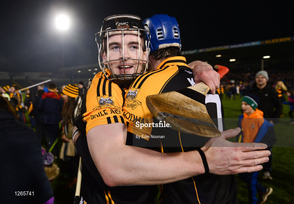 4 February 2017; Tony Kelly of Ballyea celebrates with team mate James Murphy after the AIB GAA Hurling All-Ireland Senior Club Championship Semi-Final match between St Thomas' and Ballyea at Semple Stadium in Thurles, Co Tipperary. Photo by Eóin Noonan/Sportsfile