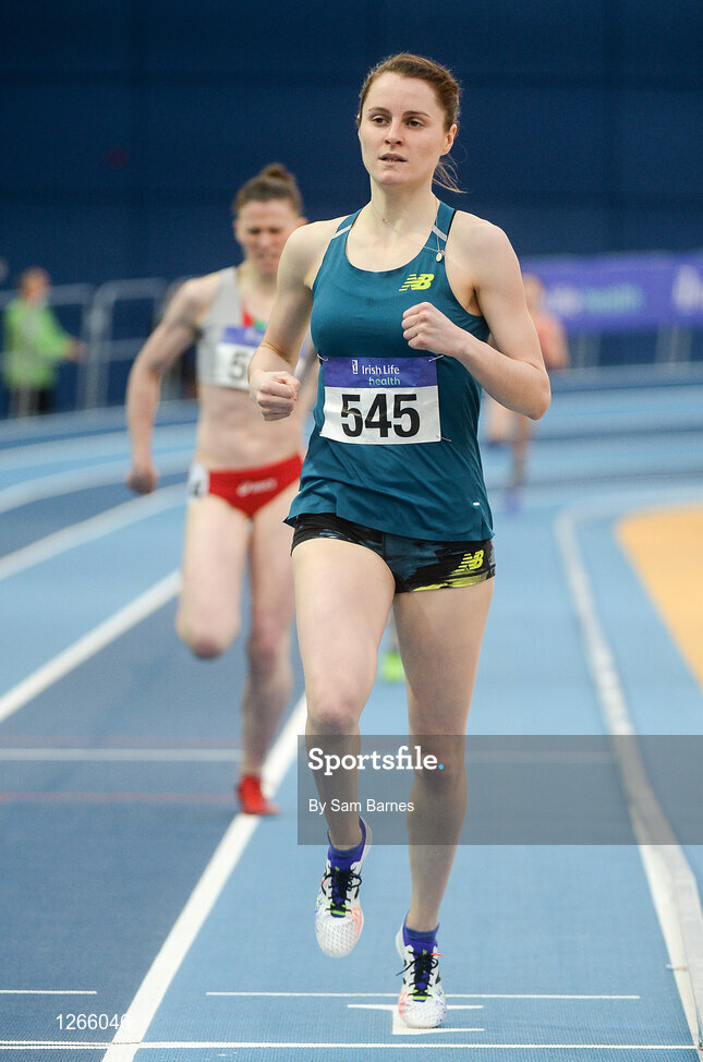 5 February 2017; Cíara Mageean of UCD AC, Co Dublin, on her way to winning the senior women's 800m during the Irish Life Health AAI Indoor Games at Sport Ireland National Indoor Arena in Abbotstown, Dublin. Photo by Sam Barnes/Sportsfile
