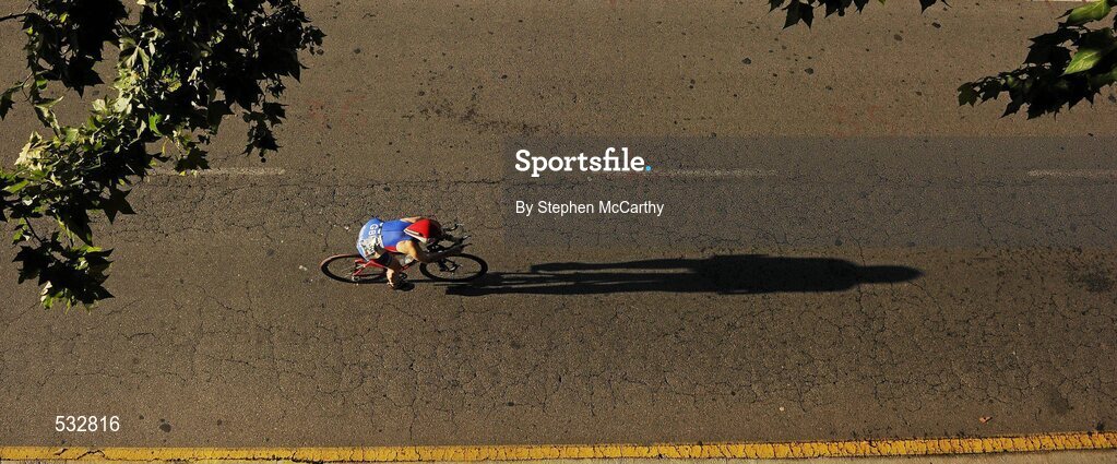 25 June 2011; A general view of the action from the Group Sprint event. 2011 Pontevedra ETU Triathlon European Championships. Pontevedra, Spain. Picture credit: Stephen McCarthy / SPORTSFILE