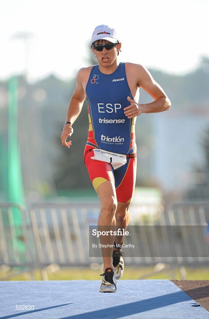 25 June 2011; Diego Martinez Garcia, Spain, in action during the Group Sprint event. 2011 Pontevedra ETU Triathlon European Championships. Pontevedra, Spain. Picture credit: Stephen McCarthy / SPORTSFILE