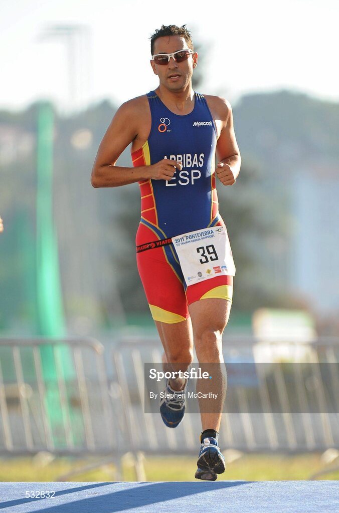 25 June 2011; David Arribas Barroso, Spain, in action during the Group Sprint event. 2011 Pontevedra ETU Triathlon European Championships. Pontevedra, Spain. Picture credit: Stephen McCarthy / SPORTSFILE