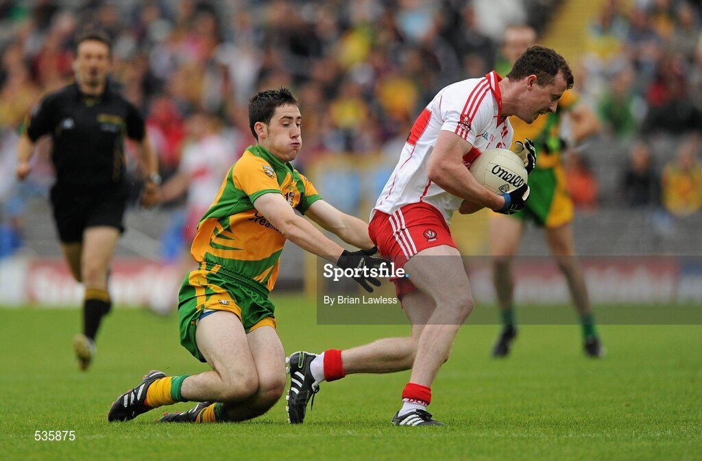 17 July 2011; Barry Mc Goldrick, Derry, in action against Mark McHugh, Donegal. Ulster GAA Football Senior Championship Final, Derry v Donegal, St Tiernach's Park, Clones, Co. Monaghan. Picture credit: Brian Lawless / SPORTSFILE