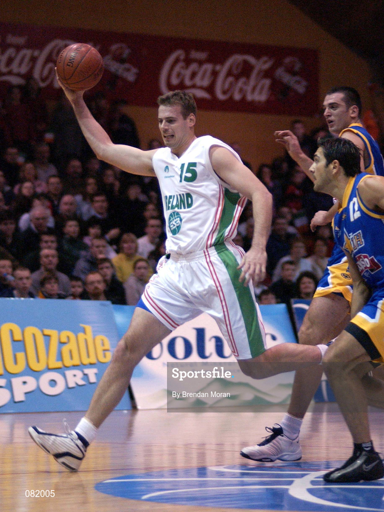 26 January 2002; Glenn Sekunda of Ireland during the European Championships Semi-Final Round match between Ireland and Bosnia at the EBS Arena in Dublin. Photo by Brendan Moran/Sportsfile