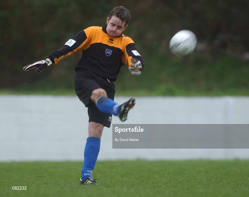 27 February 2002; Jim Fyffe of Limerick during the eircom League Cup Semi-Final match between Limerick and Shamrock Rovers at Jackman Park in Limerick. Photo by David Maher/Sportsfile