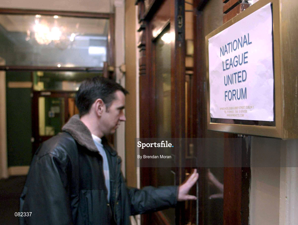 4 December 2001; Pat Fenlon, PFAI representative and current National League player arrives prior to the National League United Forum at Wynne's Hotel in Dublin. Photo by Brendan Moran/Sportsfile