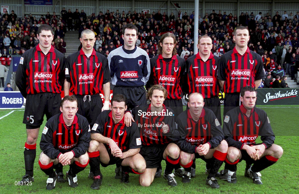 10 March 2002; The Bohemiamns team prior to the FAI Carlsberg Cup Semi-Final match between Bohemians and Derry City at Dalymount Park in Dublin. Photo by David Maher/Sportsfile