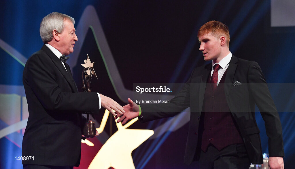 3 November 2017; Galway hurler Conor Whelan collects his Young Hurler of the Year award from Páráic Duffy, Ard Stiúrthóir of the GAA, during the PwC All Stars 2017 at the Convention Centre in Dublin. Photo by Brendan Moran/Sportsfile