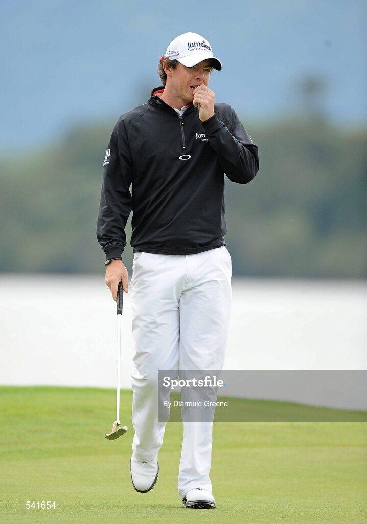 30 July 2011; Rory McIlroy reacts after missing a putt on the 4th green during the third round of the 2011 Discover Ireland Irish Open Golf Championship, Killarney Golf & Fishing Club, Killarney, Co. Kerry. Picture credit: Diarmuid Greene / SPORTSFILE