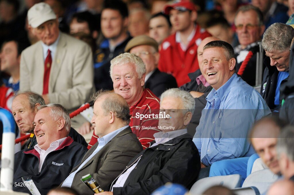 1 August 2011; Uachtarán CLG Criostóir Ó Cuana shares a laugh with former Dublin manager Paul Caffrey and his selector Dave Billings. GAA Football All-Ireland Minor Championship Quarter-Final, Dublin v Cork, O'Moore Park, Portlaoise, Co. Laois. Picture credit: Stephen McCarthy / SPORTSFILE