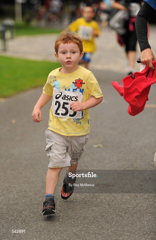 31 July 2011; James Monahan in action during the Athletics Ireland Family Fitness Festival at Farmleigh. Phoenix Park, Dublin. Picture credit: Ray McManus / SPORTSFILE