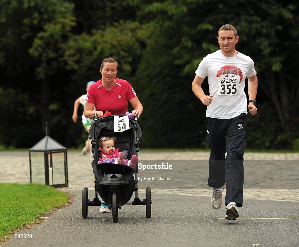 31 July 2011; The Monks Family, from Glasnevin, Dublin, Tom, Tara and Rebecca in action during the Athletics Ireland Family Fitness Festival at Farmleigh. Phoenix Park, Dublin. Picture credit: Ray McManus / SPORTSFILE
