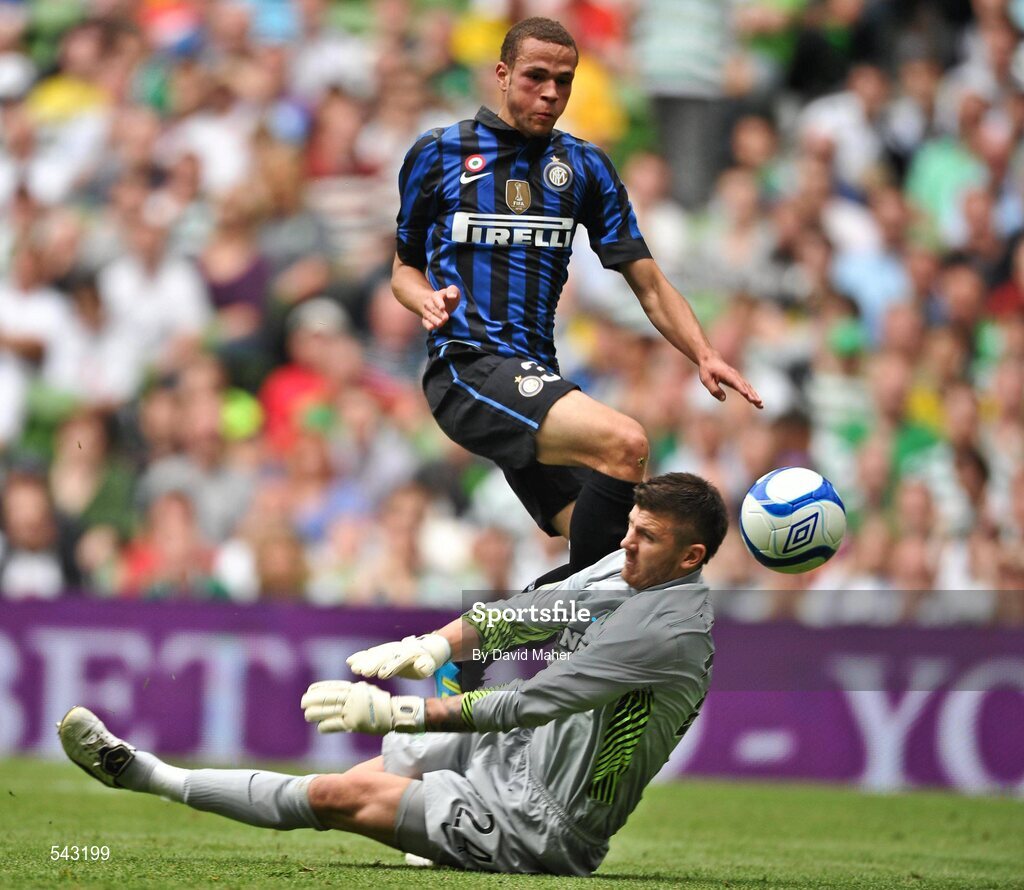 30 July 2011; Luc Castaignos, Inter Milan, in action against Lucas Zaluska, Glasgow Celtic. Dublin Super Cup, Inter Milan v Glasgow Celtic FC, Aviva Stadium, Lansdowne Road, Dublin. Picture credit: David Maher / SPORTSFILE