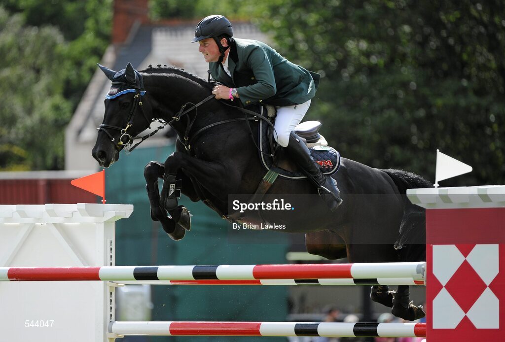 4 August 2011; Ger O'Neill, Ireland, competing on Cassidee, during the Power & Speed Event. Dublin Horse Show 2011, RDS, Ballsbridge, Dublin. Picture credit: Brian Lawless / SPORTSFILE
