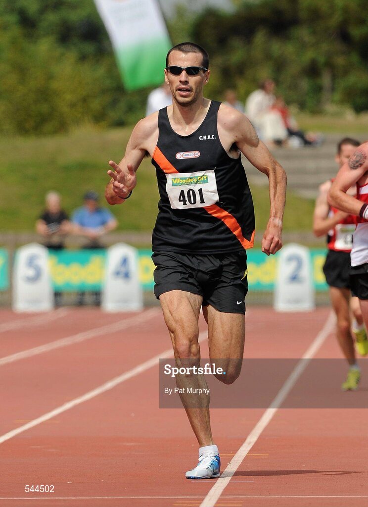 6 August 2011; Mark Kenneally, from Clonliffe Harriers AC, during the final metres of his victory in the Men's 10,000m Final event at the Woodie's DIY AAI Senior Track & Field Championships. Morton Stadium, Santry, Co. Dublin. Picture credit: Pat Murphy / SPORTSFILE