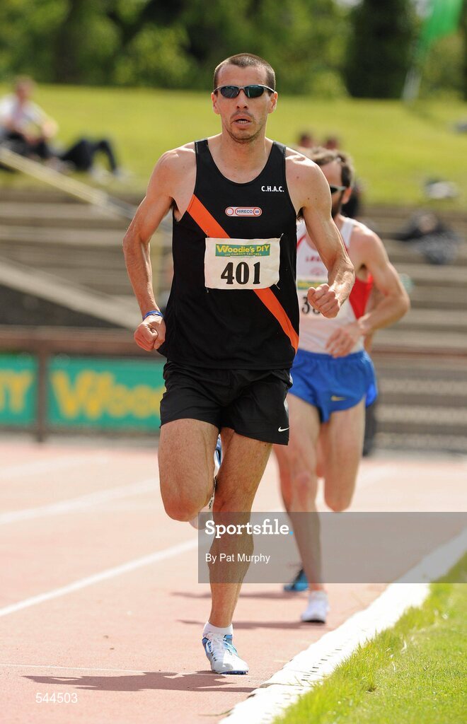 6 August 2011; Mark Kenneally, from Clonliffe Harriers AC, on his way to victory in the Men's 10,000m Final event at the Woodie's DIY AAI Senior Track & Field Championships. Morton Stadium, Santry, Co. Dublin. Picture credit: Pat Murphy / SPORTSFILE