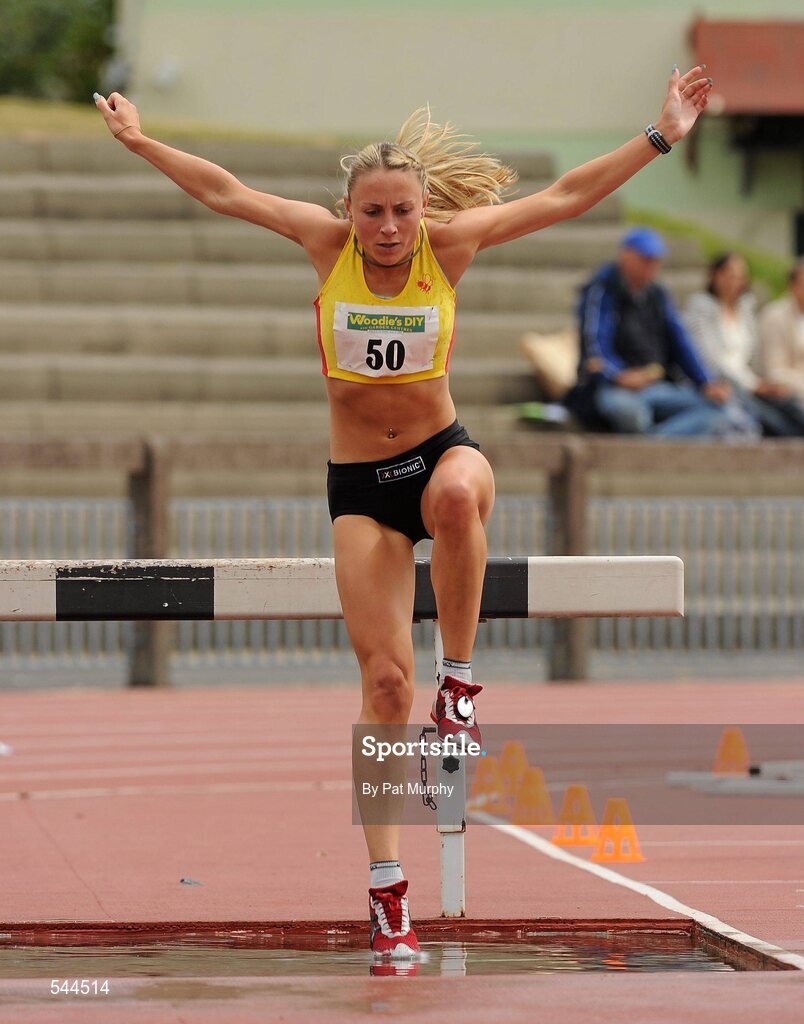 6 August 2011; Kerry Harty, Newcastle AC, on her way to winning the Women's 3000m Steeplechase Final at the Woodie's DIY AAI Senior Track & Field Championships. Morton Stadium, Santry, Co. Dublin. Picture credit: Pat Murphy / SPORTSFILE
