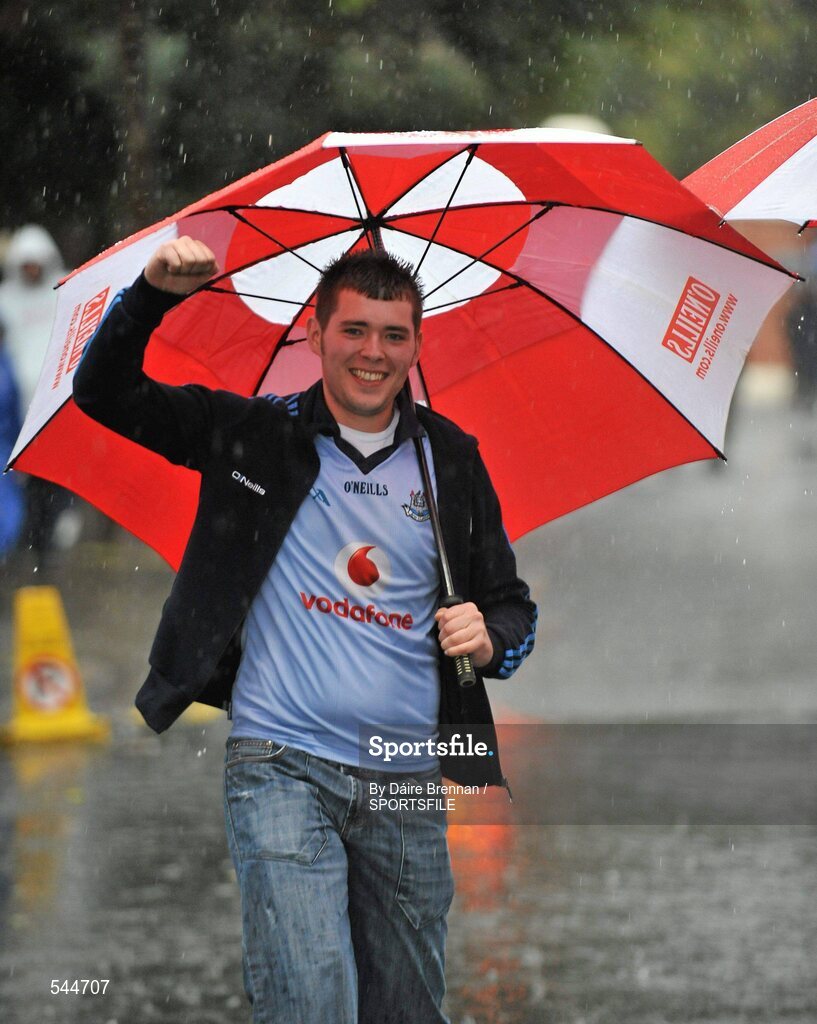 6 August 2011; Daniel Fallon, from Trim, Co. Meath, makes his way to the GAA Football All-Ireland Senior Championship Quarter-Final, Dublin v Tyrone, Croke Park, Dublin. Picture credit: Daire Brennan / SPORTSFILE