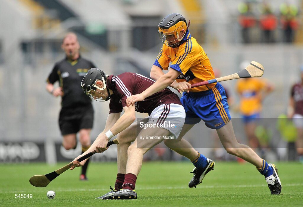 7 August 2011; Keelan Cullinane, Galway, in action against Shane O'Brien, Clare. GAA Hurling All-Ireland Minor Championship Semi-Final, Clare v Galway, Croke Park, Dublin. Picture credit: Brendan Moran / SPORTSFILE