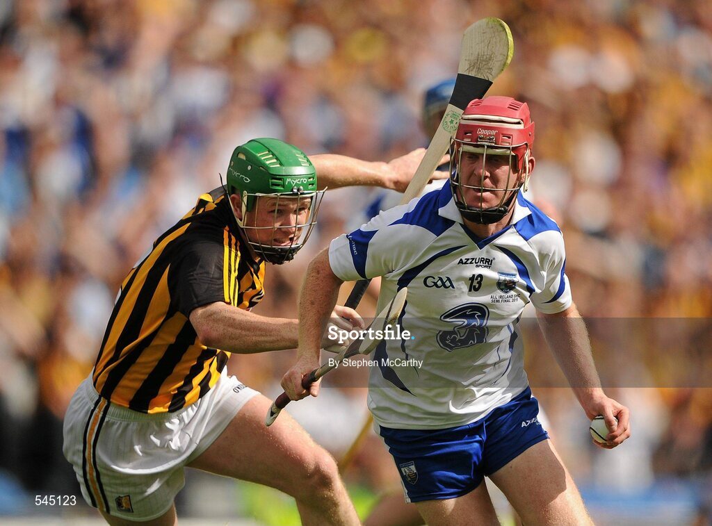 7 August 2011; John Mullane, Waterford, in action against Tommy Walsh, Kilkenny. GAA Hurling All-Ireland Senior Championship Semi-Final, Kilkenny v Waterford, Croke Park, Dublin. Picture credit: Stephen McCarthy / SPORTSFILE