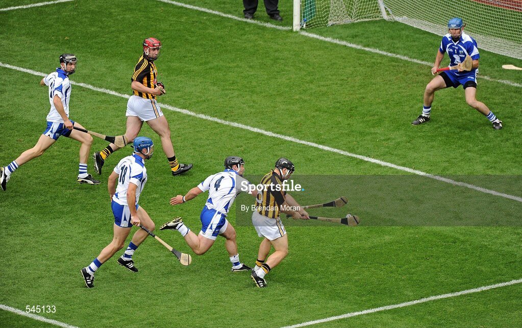 7 August 2011; Richie Hogan, 15, Kilkenny, scores his and his side's first goal against Waterford. GAA Hurling All-Ireland Senior Championship Semi-Final, Kilkenny v Waterford, Croke Park, Dublin. Picture credit: Brendan Moran / SPORTSFILE