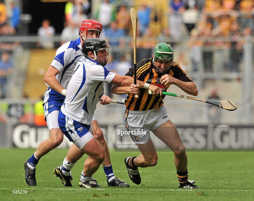 7 August 2011; Eddie Brennan, Kilkenny, in action against Noel Connors, Waterford. GAA Hurling All-Ireland Senior Championship Semi-Final, Kilkenny v Waterford, Croke Park, Dublin. Picture credit: Daire Brennan / SPORTSFILE
