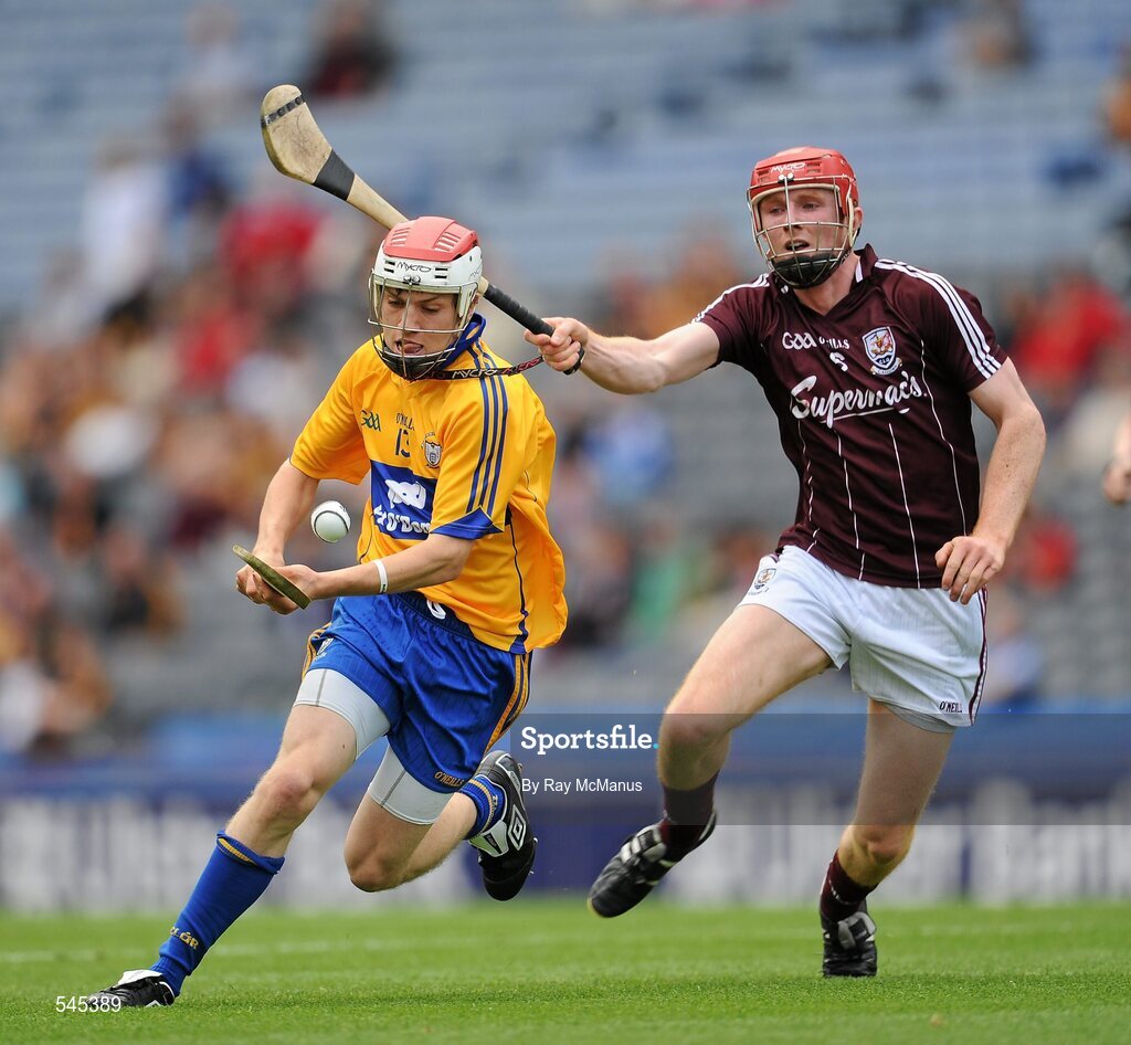 7 August 2011; Shane O'Donnell, Clare, in action against Sean Sweeney, Galway. GAA Hurling All-Ireland Minor Championship Semi-Final, Clare v Galway, Croke Park, Dublin. Picture credit: Ray McManus / SPORTSFILE