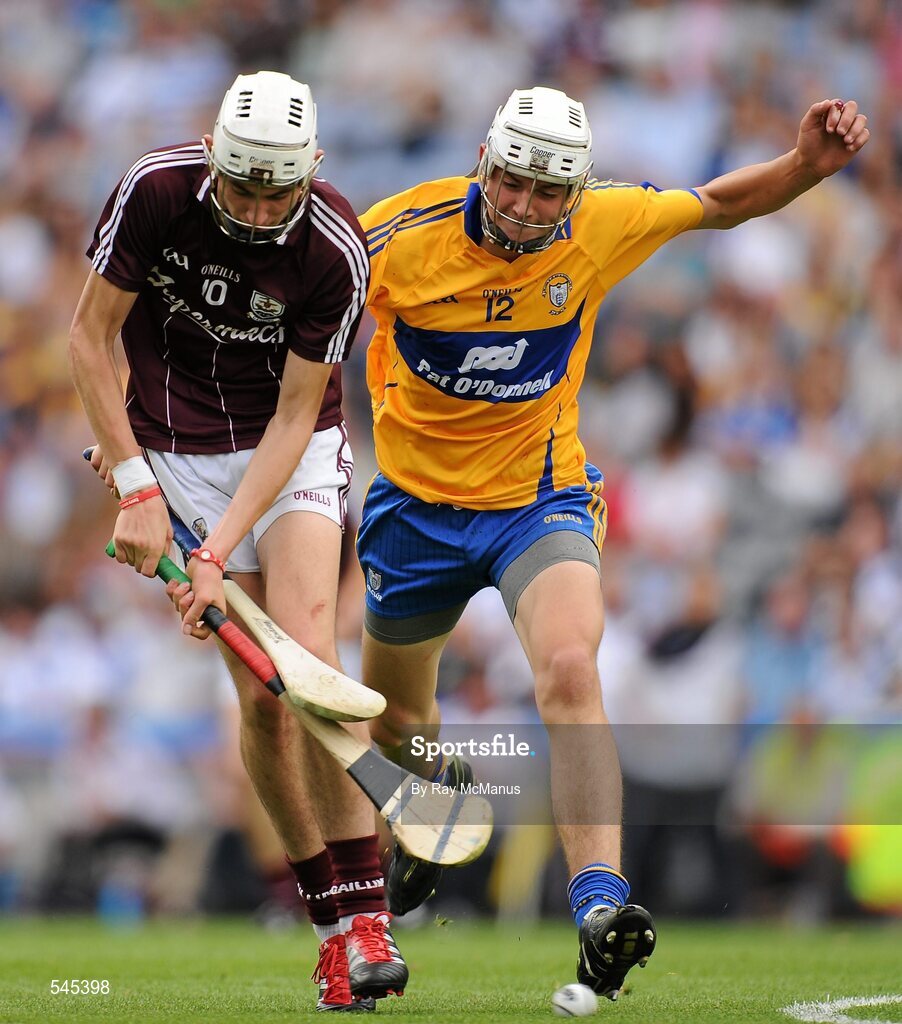 7 August 2011; Jason Flynn, Galway, in action against Peter Duggan, Clare. GAA Hurling All-Ireland Minor Championship Semi-Final, Clare v Galway, Croke Park, Dublin. Picture credit: Ray McManus / SPORTSFILE