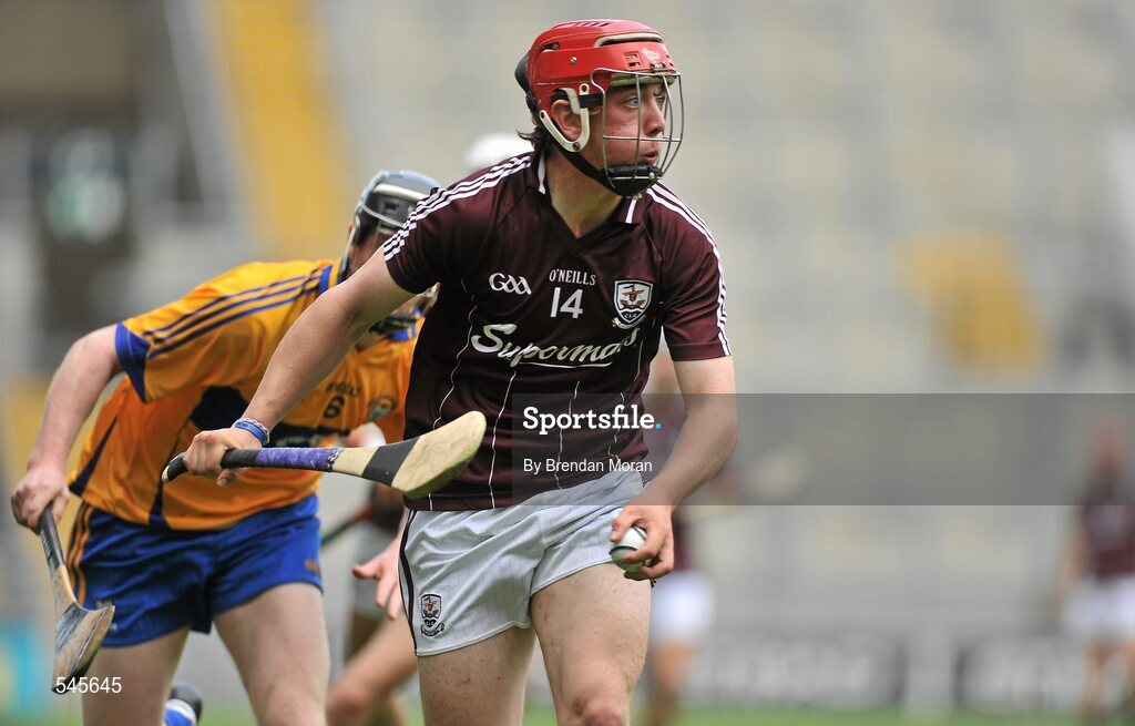 7 August 2011; Shane Maloney, Galway, in action against Clare. GAA Hurling All-Ireland Minor Championship Semi-Final, Clare v Galway, Croke Park, Dublin. Picture credit: Brendan Moran / SPORTSFILE