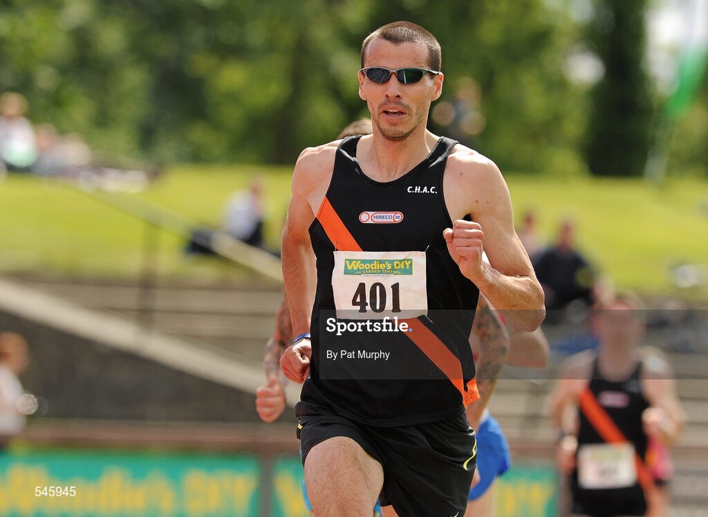6 August 2011; Mark Kenneally, from Clonliffe Harriers AC, on his way to victory in the Men's 10,000m Final event at the Woodie's DIY AAI Senior Track & Field Championships. Morton Stadium, Santry, Co. Dublin. Picture credit: Pat Murphy / SPORTSFILE