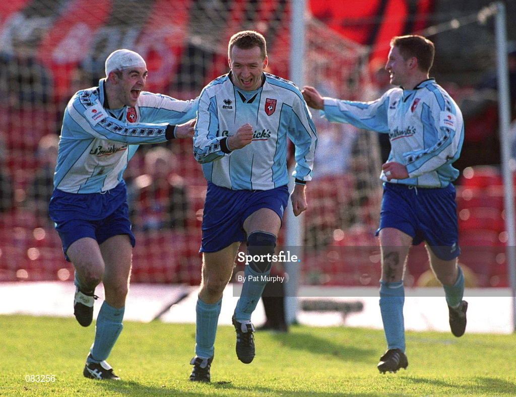 10 March 2002; Liam Coyle of Derry City, centre, celebrates with team-mates after scoring a goal for his side during the Carlsberg FAI Cup Semi-Final match between Bohemians and Derry City at Dalymount Park in Dublin. Photo by Pat Murphy/Sportsfile