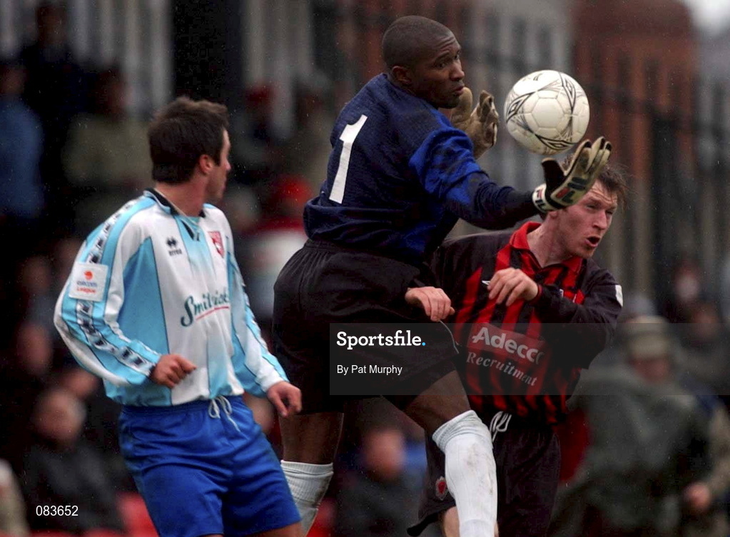 10 March 2002; Payne Russell of Derry City during the Carlsberg FAI Cup Semi-Final match between Bohemians and Derry City at Dalymount Park in Dublin. Photo by Pat Murphy/Sportsfile