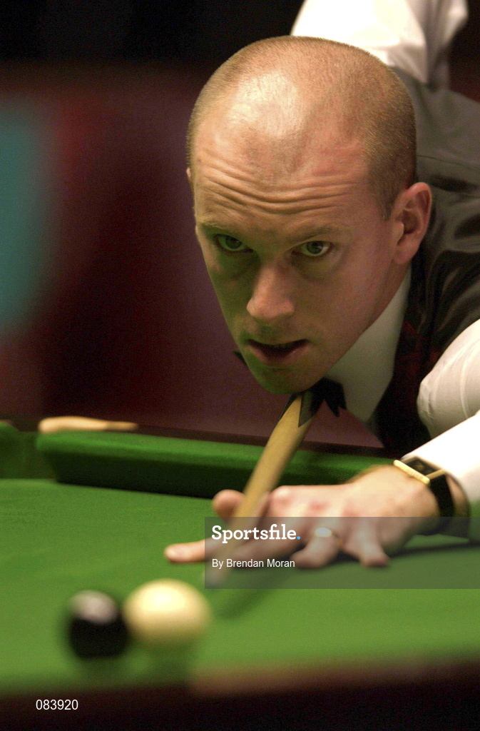 21 March 2002; Peter Ebdon during the Irish Snooker Masters Championship Quarter Final match between Peter Ebdon v Mark Williams at the Citywest Hotel in Saggart, Dublin. Photo by Brendan Moran/Sportsfile